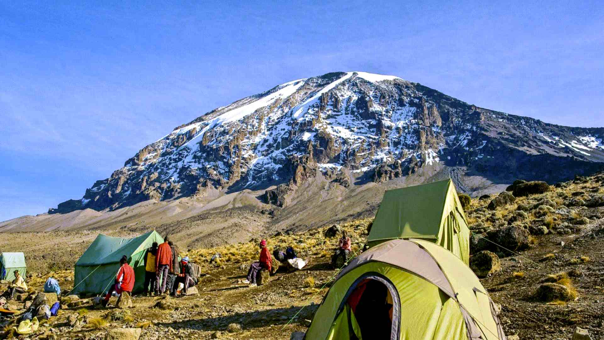 How Many Days Are Recommended to Hike Mount Kilimanjaro to the Summit?